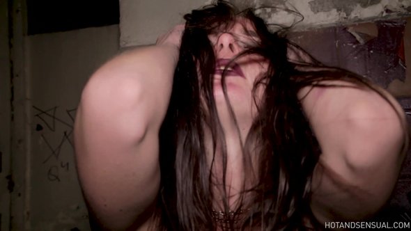 Crazy screaming porn with hairy emo girl