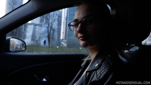 Young vagina close up tease in street upskirt video