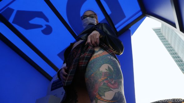 Young vagina close up tease in street upskirt video