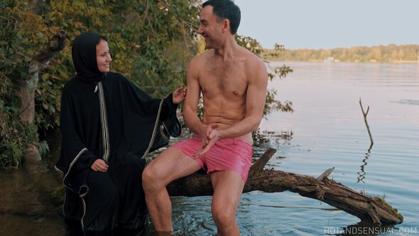 Horny hijab girl handjob to facial after voyeur mastubation